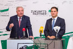 Ziel ist es, eine bessere Balance zwischen dem Zentralraum um Graz und den anderen Regionen herzustellen, betonte LH Schützenhöfer. Ziel ist es, eine bessere Balance zwischen dem Zentralraum um Graz und den anderen Regionen herzustellen, betonte LH Schützenhöfer.
