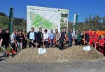 Grund zum Feiern in Ligist: Der Spatenstich für das neue Freizeitzentrum ist erfolgt. © Bild: Land Steiermark; Verwendung bei Quellenangabe honorarfrei Grund zum Feiern in Ligist: Der Spatenstich für das neue Freizeitzentrum ist erfolgt.