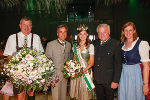 Ferdinand Lienhart, Bgm. Siegfried Nagl, Blumenkönigin Elisabeth Schweitzer, LR Barbara Eibinger-Miedl und LH Hermann Schützenhöfer (v.l.) bei der Abschlussveranstaltung der "Flora 19" in der Grazer Stadthalle. © Bilder: Land Steiermark/Scheriau; Verwendung bei Quellenangabe honorarfrei