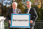 LH Hermann Schützenhöfer und LR Christopher Drexler freuen sich über den neuen steirischen Bäderkurort "Bad Loipersdorf". © steiermark.at/Streibl; bei Quellenangabe honorarfrei